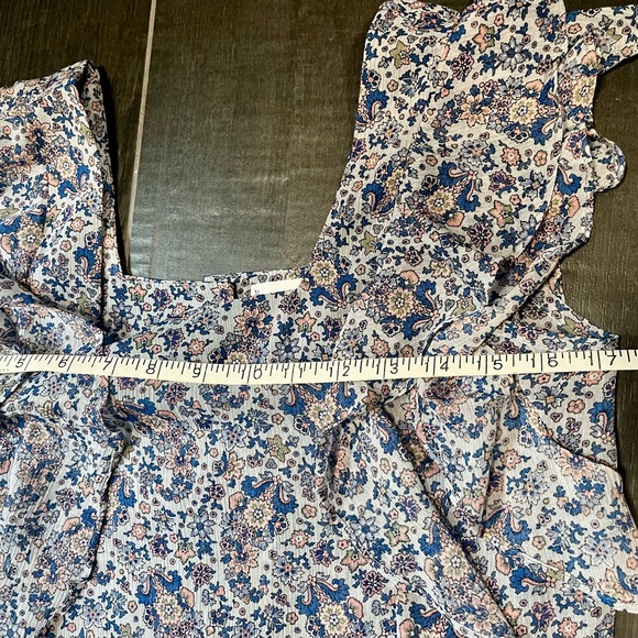 NWOT MNG Mango ruffled sleeveless top sz2 - Picture 7 of 7